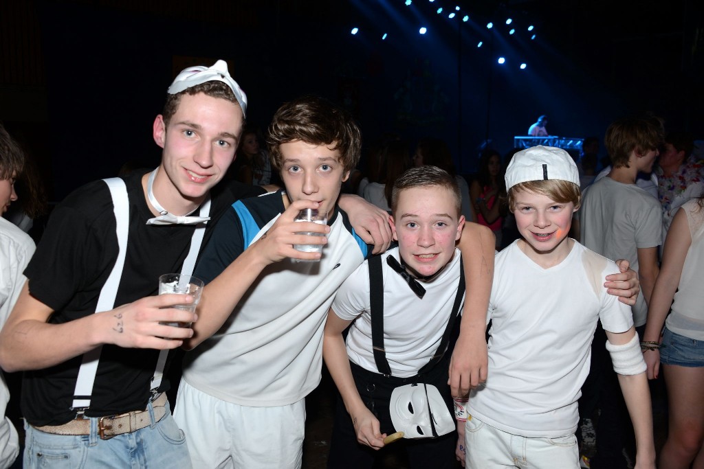 ../Images/Jeugddisco White Edition 379.jpg